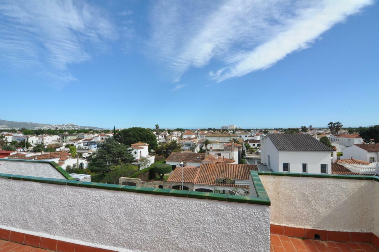 Rnet - Empuriabrava Valira Apartment Exterior photo